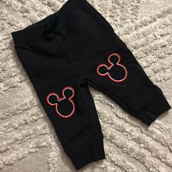 Mickey Mouse 0-3 Months Matching Set Pants Onesie Hooded Ears Zip Up Sweatshirt - Picture 4 of 7